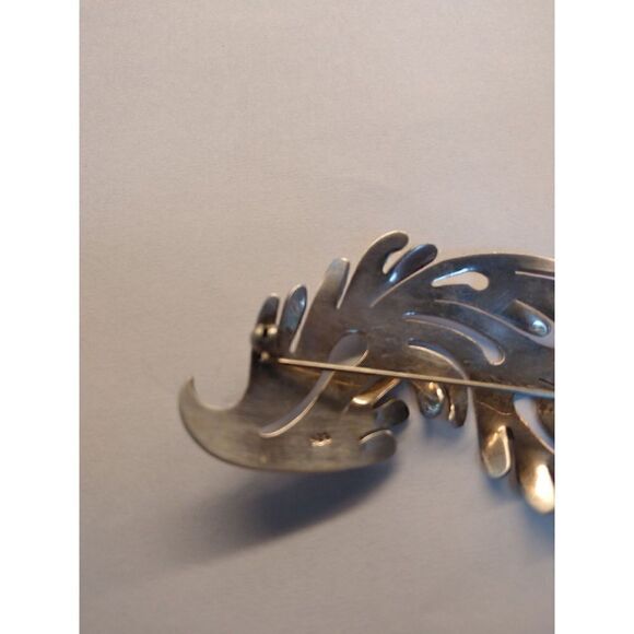 Sterling Silver Swirl Pin   - Picture 3 of 3